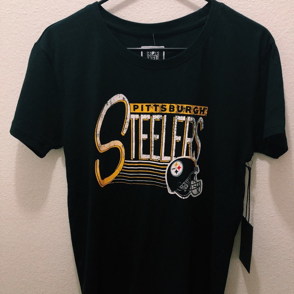 BRAND NEW NWT Pittsburgh Steelers NFL Shirt
